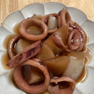 水無しで！大根とイカの煮物